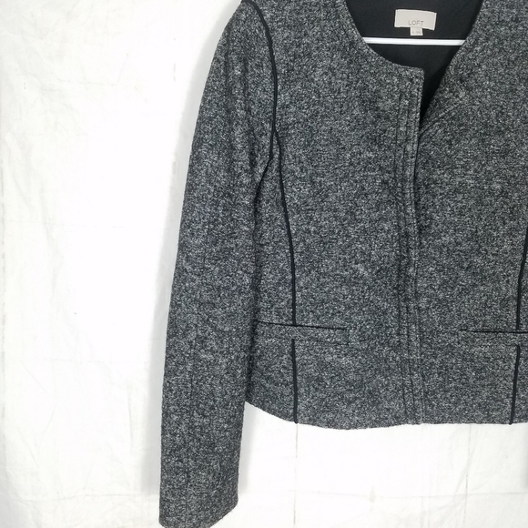 Ann Taylor Loft wool blend short Blazer - Picture 7 of 10